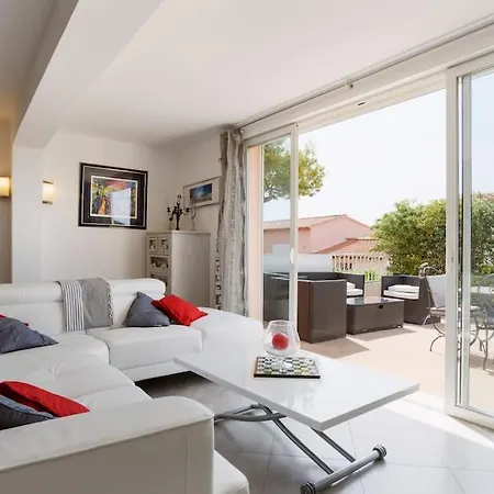 Maison Climatisee Vue Mer Piscine Privee Plage בית נופש בנדול
