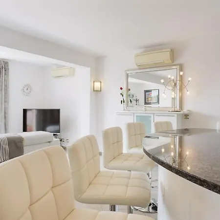בית נופש Maison Climatisee Vue Mer Piscine Privee Plage בנדול