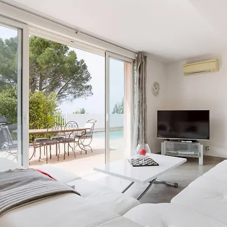 Maison Climatisee Vue Mer Piscine Privee Plage בית נופש בנדול